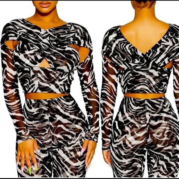 Naked Wardrobe Wrap Top NEW Sz M Style NW-C2128 Black White Zebra Print Sheer - Picture 4 of 9